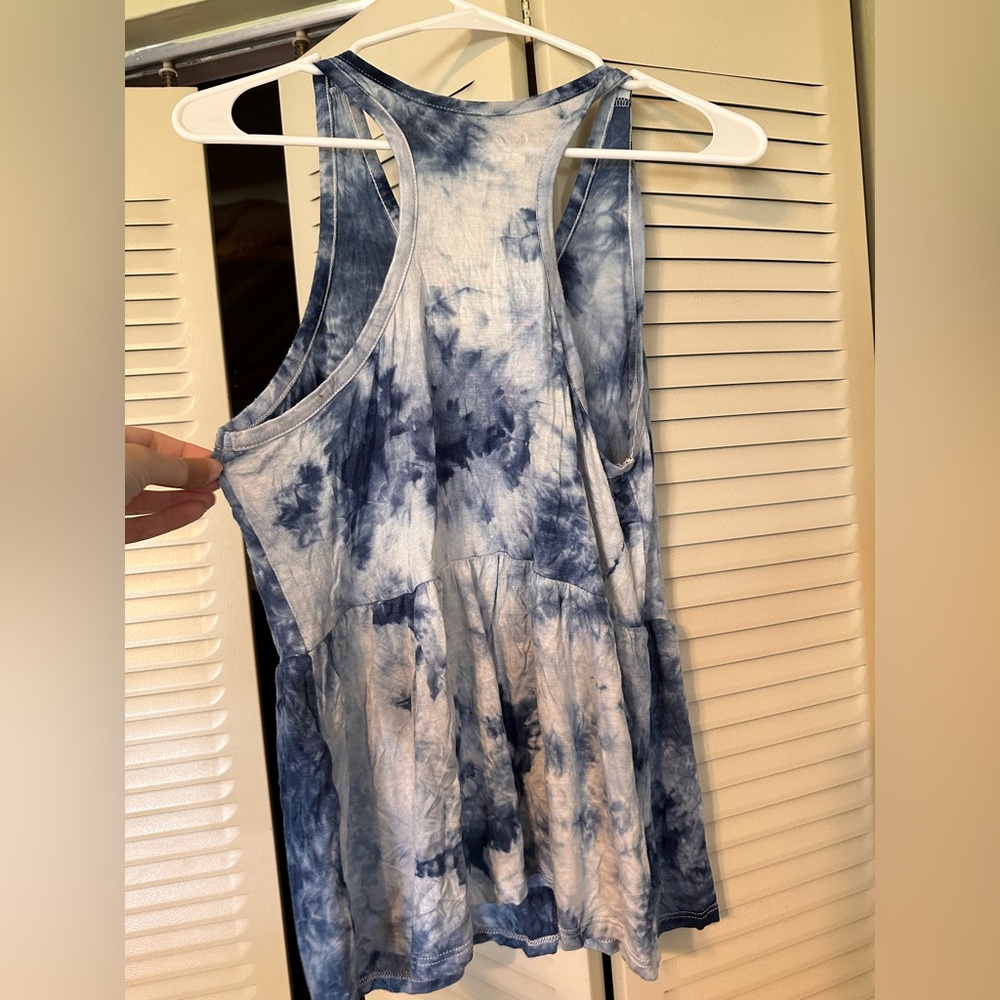 Tie dye tank top blue! So comfy soft great with a pair of shorts